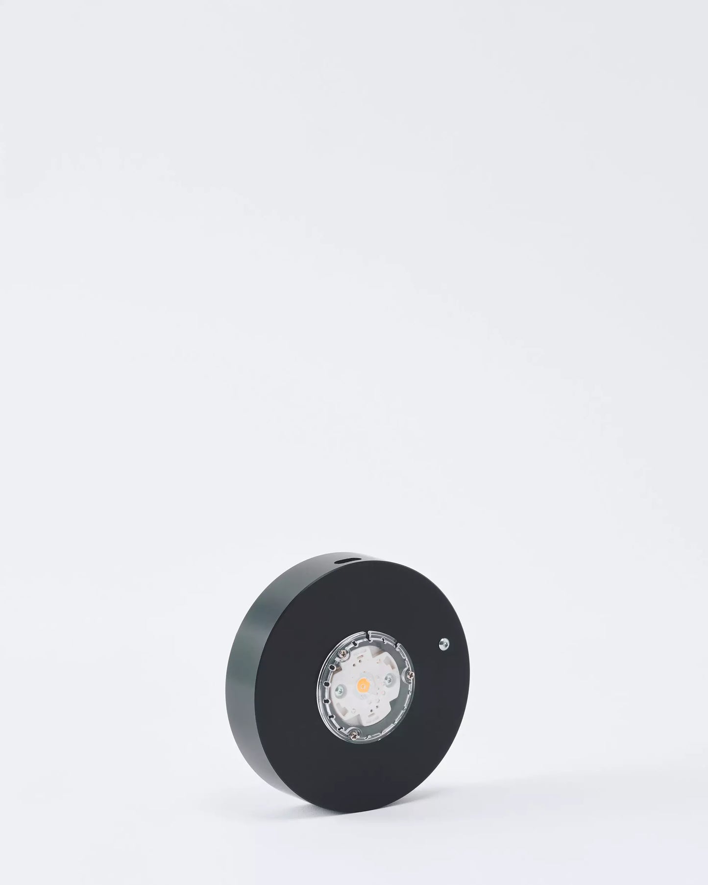 MAGNETIC BATTERY ENERGY BOX