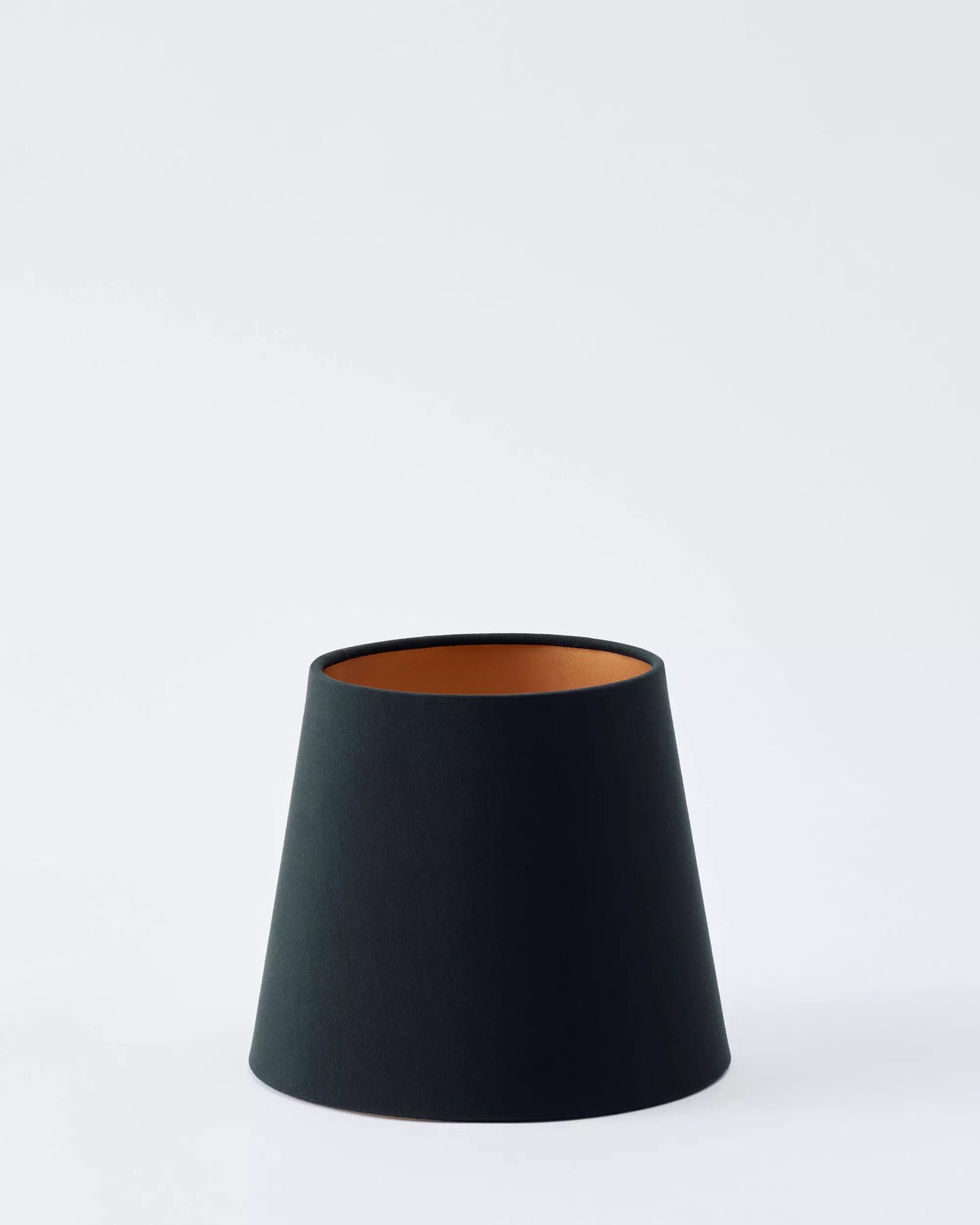 CAPS FOR BATTERY POWERED LAMPS